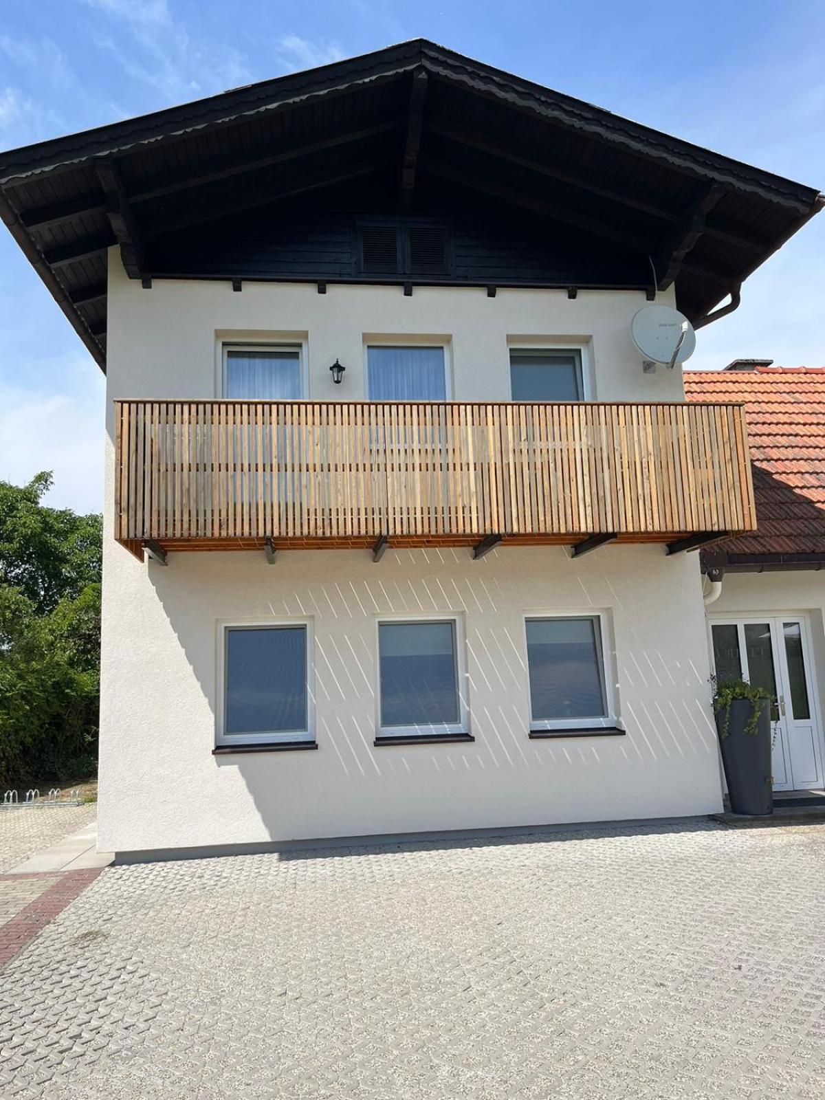 Danner Familien-Ferienwohnungen Schoerfling Am Attersee 外观 照片
