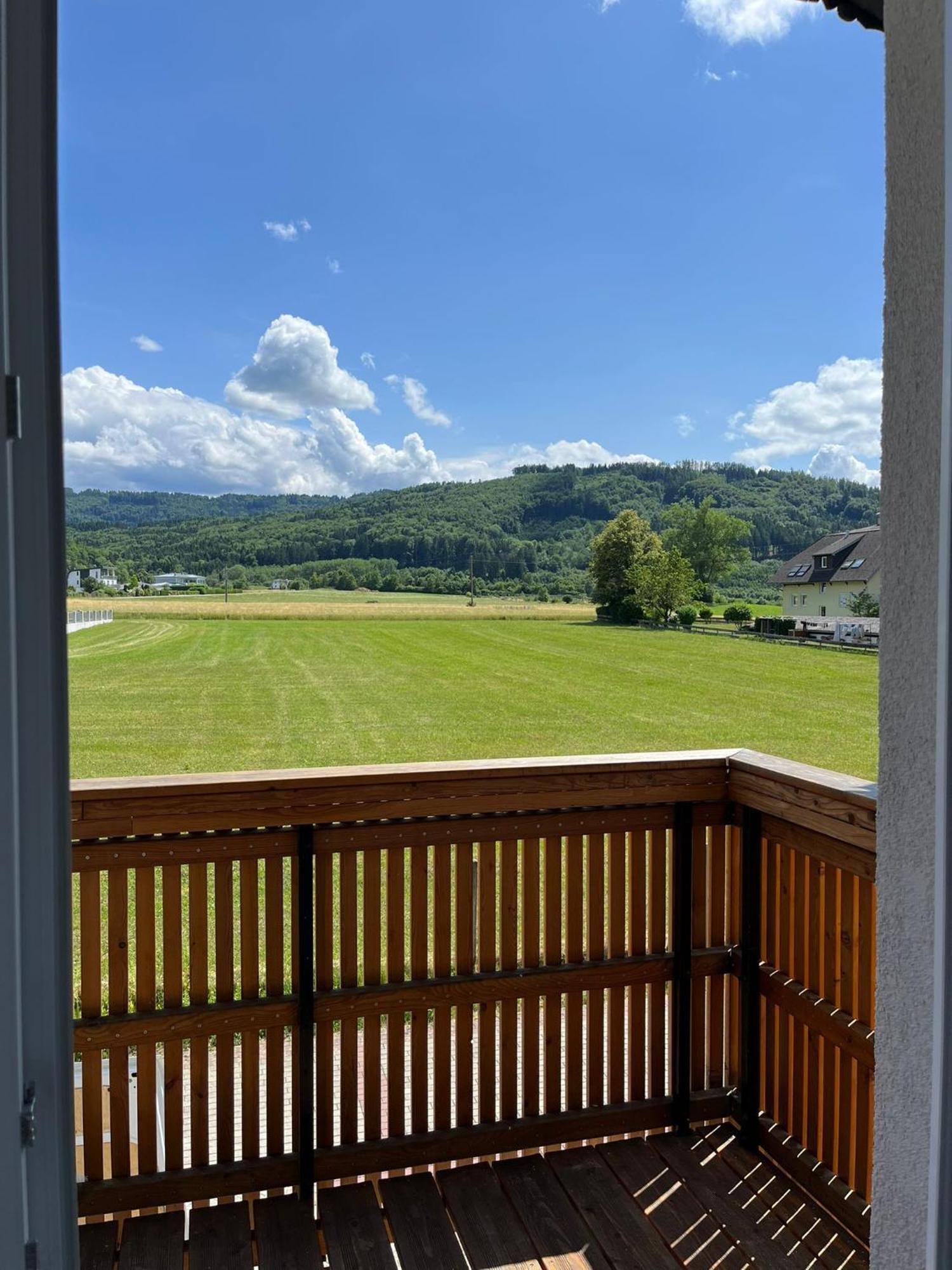 Danner Familien-Ferienwohnungen Schoerfling Am Attersee 外观 照片